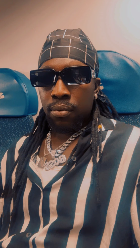 Amadou上传的GIF