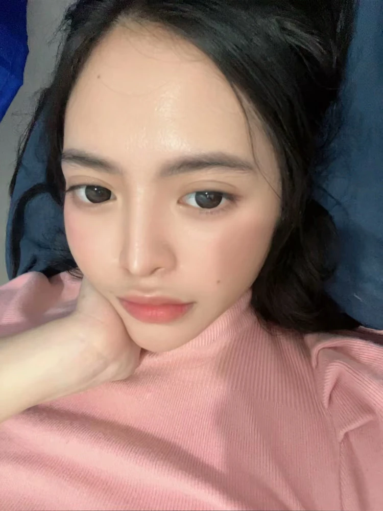 Bby ಅಪ್‌ಲೋಡ್ ಮಾಡಿದ GIF