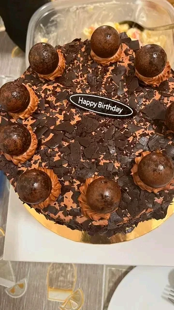 ELLA上传的GIF