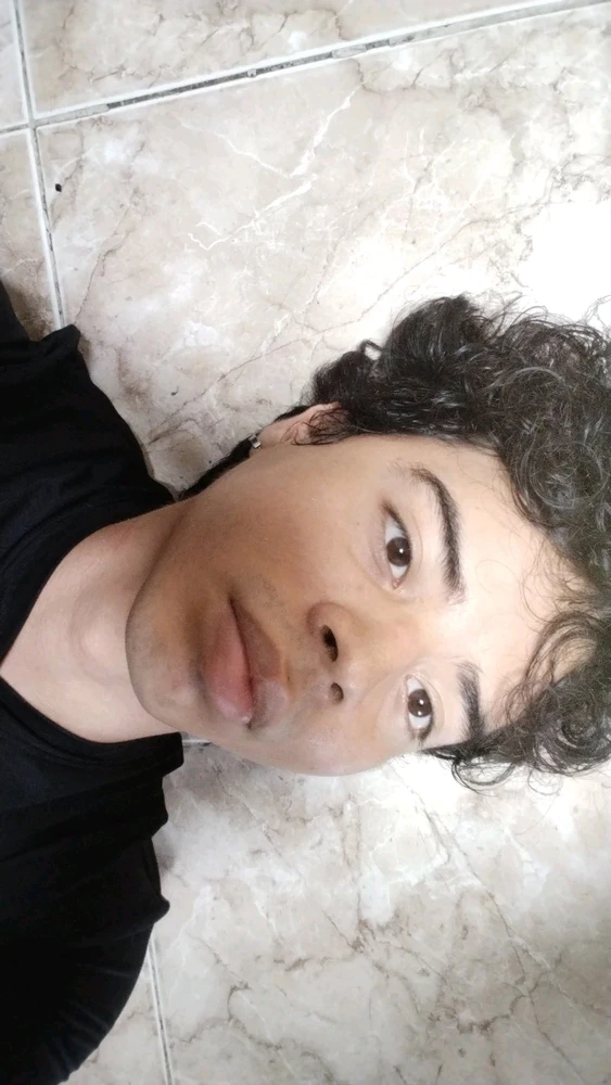 GIF อัปโหลดโดย Pablo