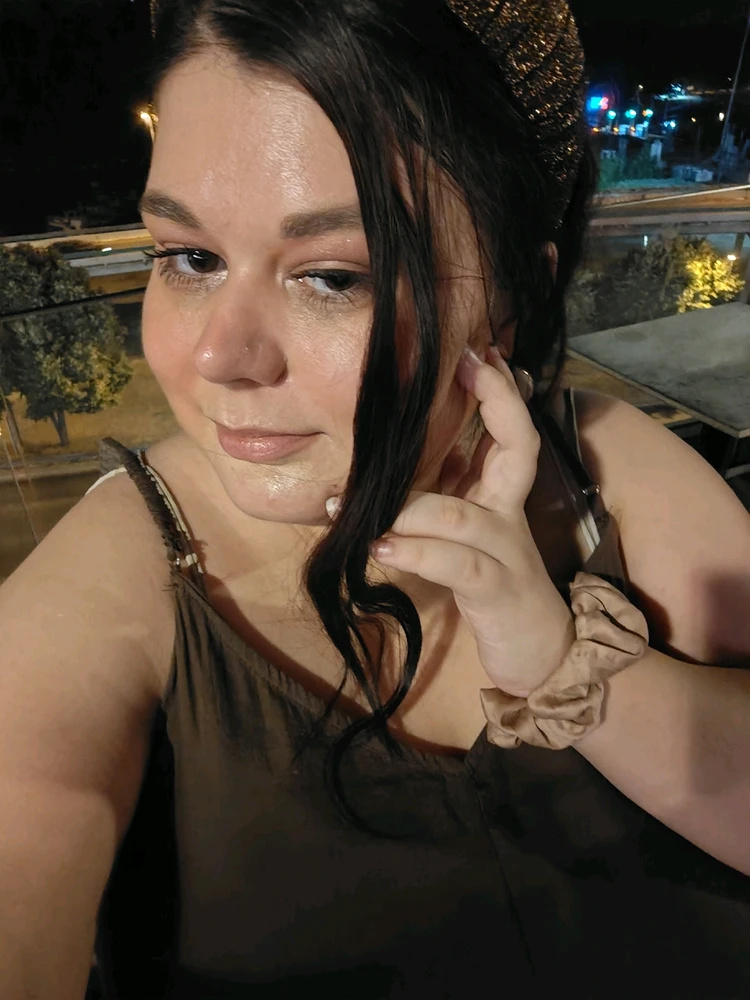 GIF nahrál Evelyn