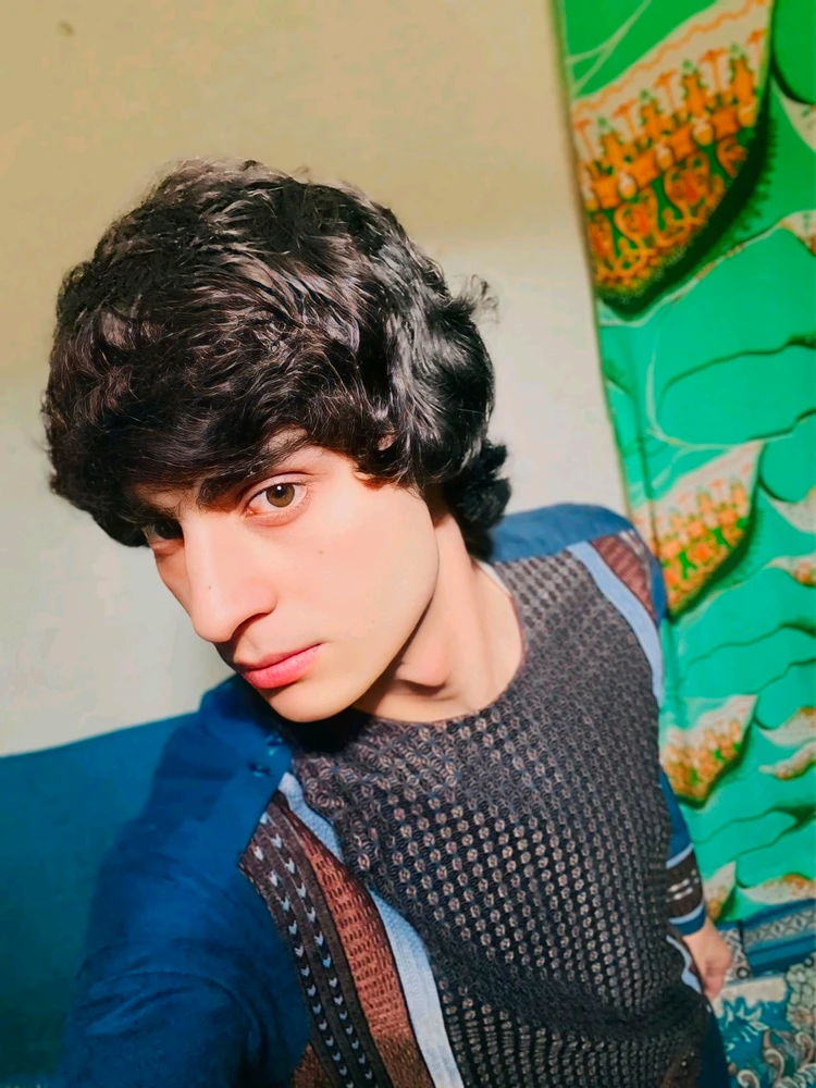 GIF nke KHANHUSAIN bugoro