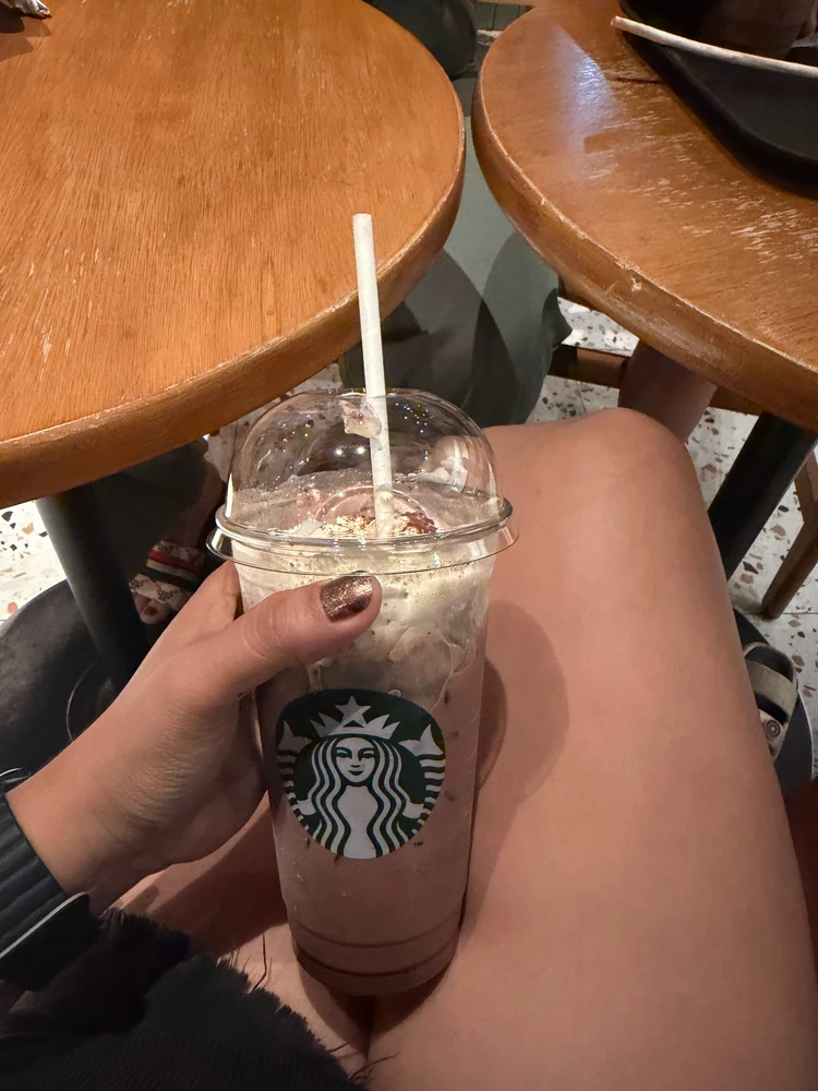 GIF yaikidwa ndi Patricia