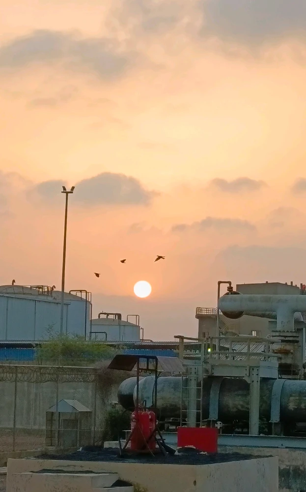 𝑨𝒏𝒆𝒆𝒍.. پاران اپ لوڊ ٿيل GIF
