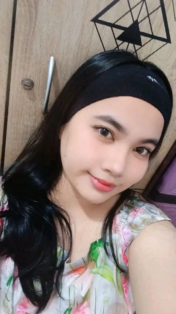 GIF uploaded by Yohana
