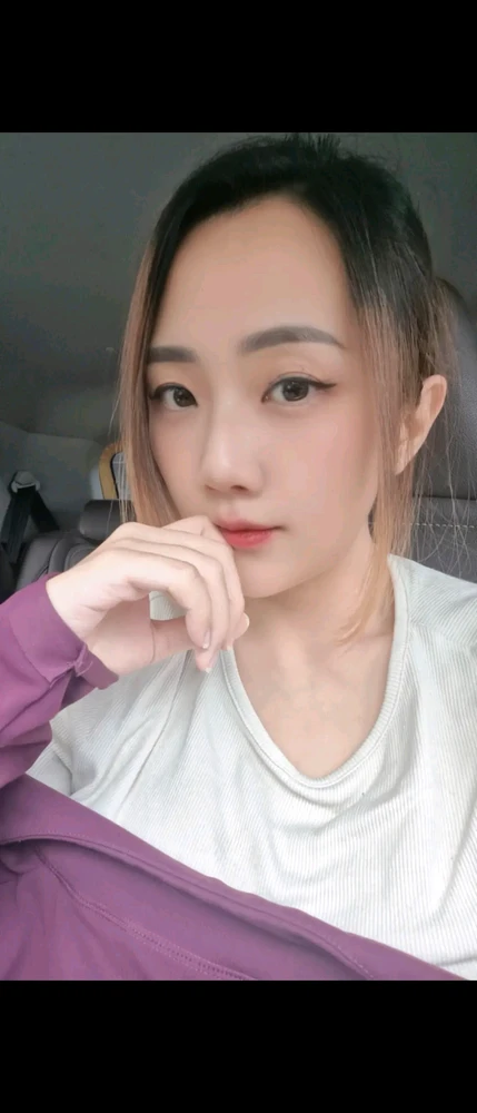 Yuritasia అప్‌లోడ్ చేసిన GIF