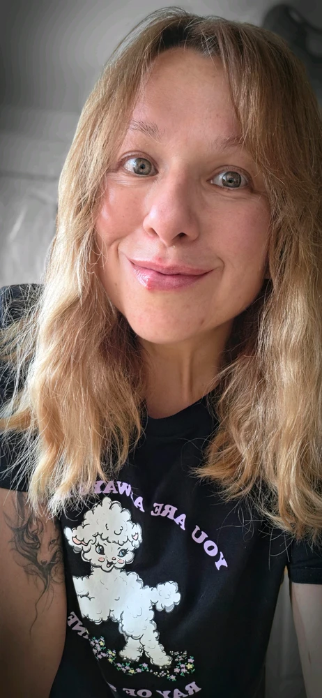 Natalie жүктөгөн GIF