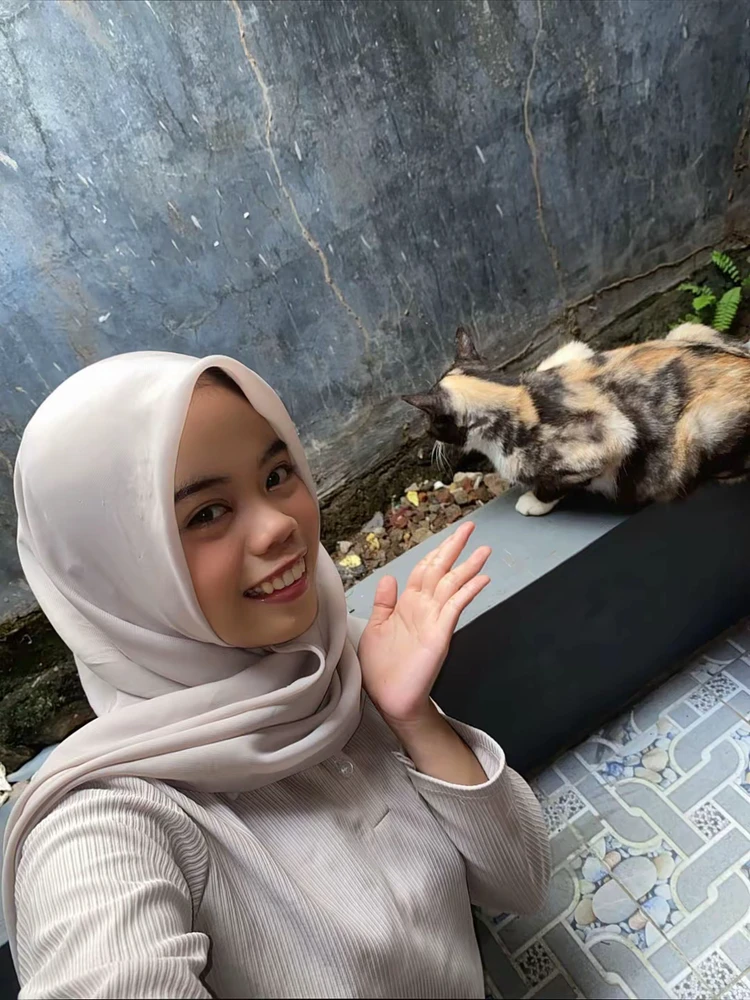 GIF uploaded by xaviera