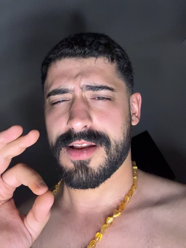 GIF uploaded by Halil