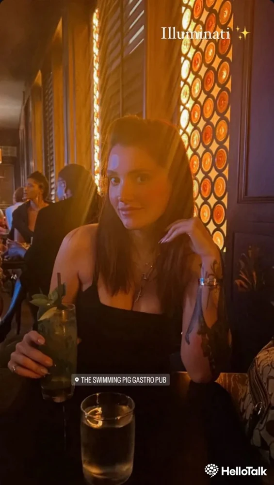 GIF i tukuna ake e Marianne