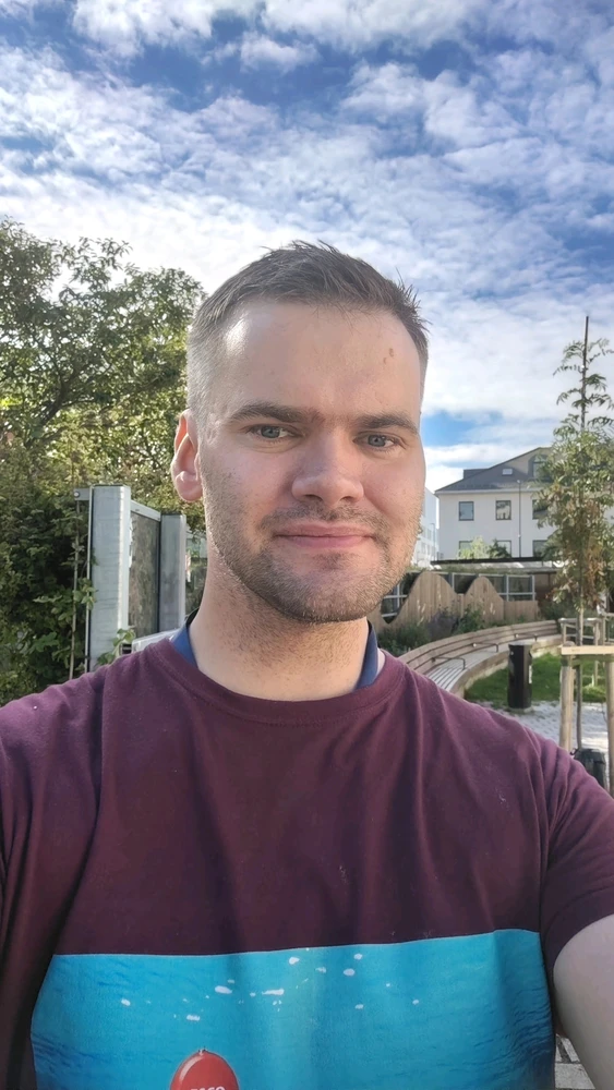 GIF naložil Eivind