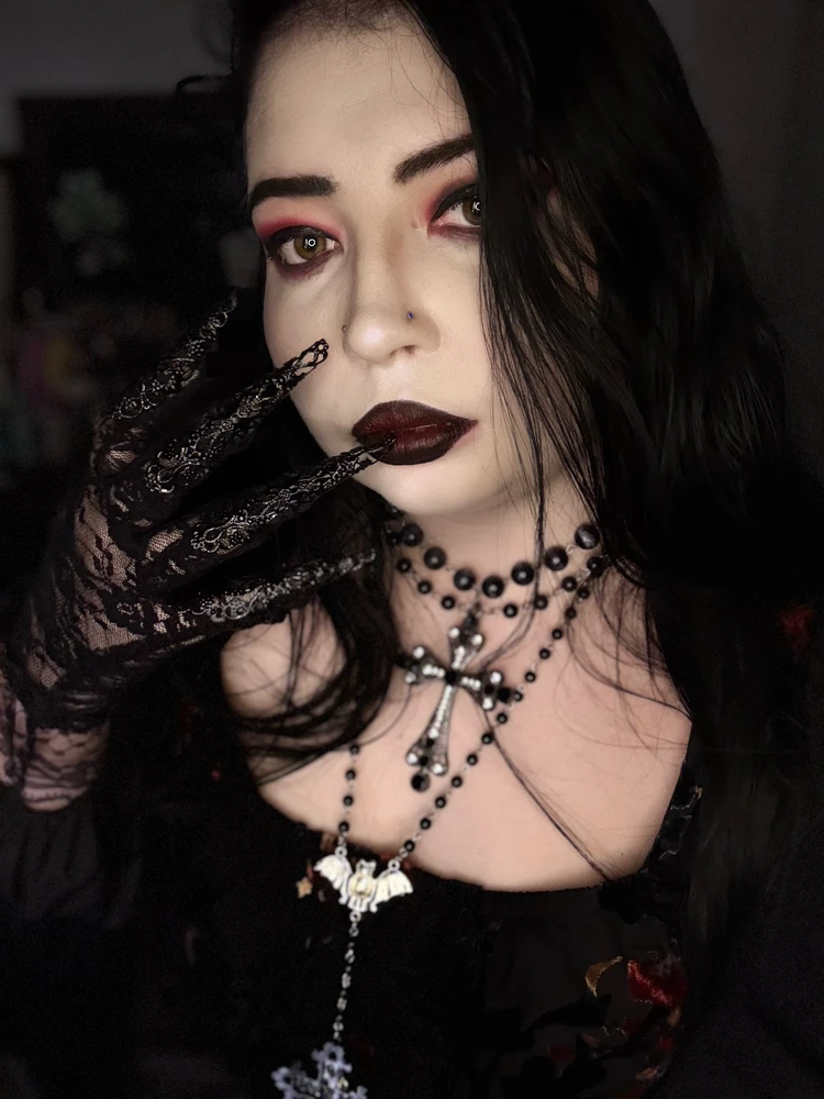 GIF uploaded by Raven