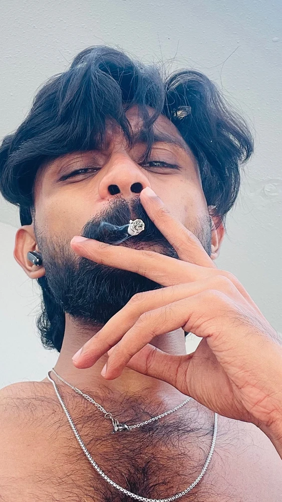Ash દ્વારા અપલોડ કરેલ GIF