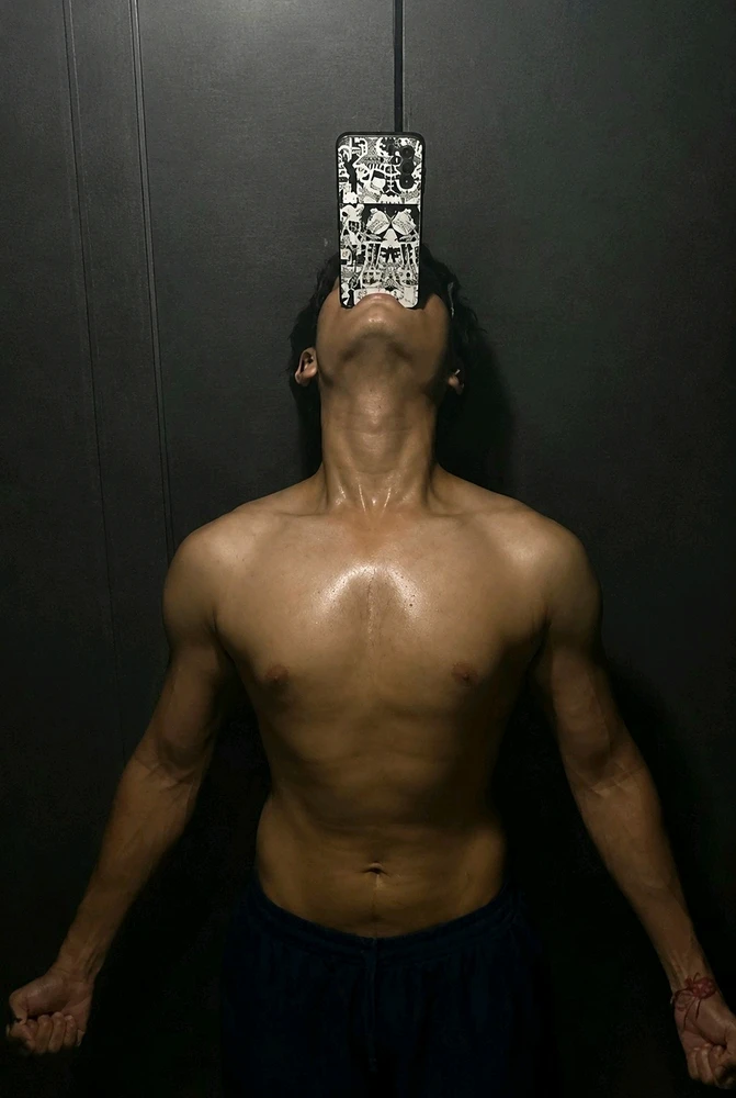 GIF Aryan te mete