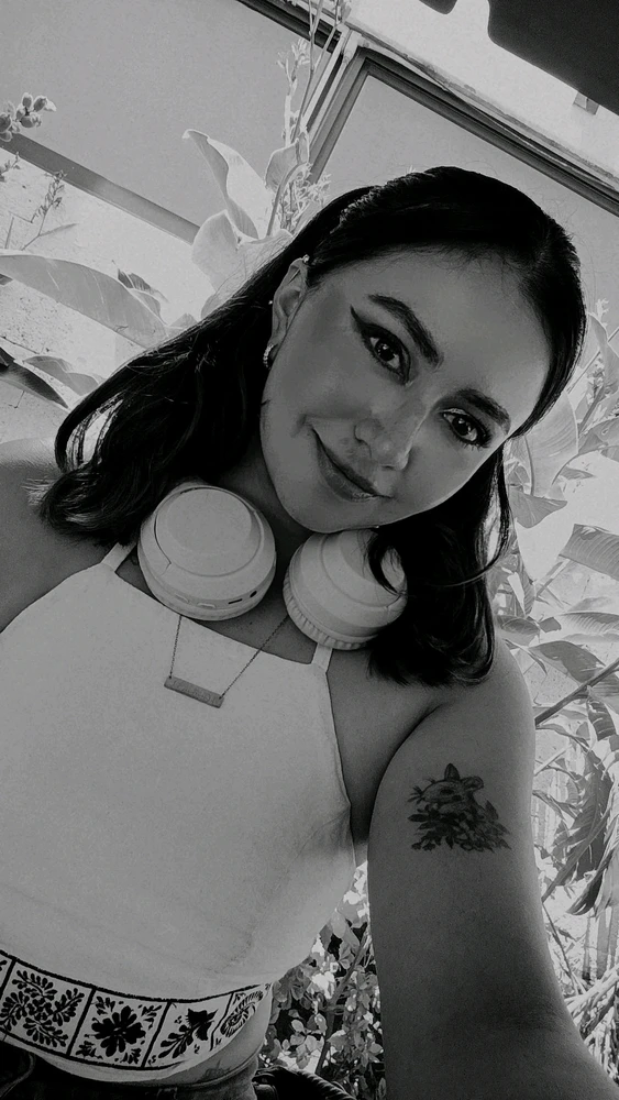Abril:) tomonidan yuklangan GIF
