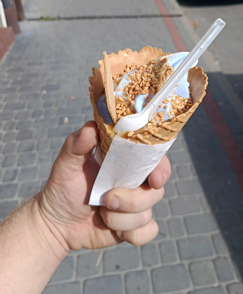GIF eropgeluede vum Kamil