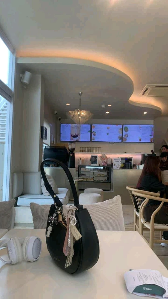 Image uploaded by Mae