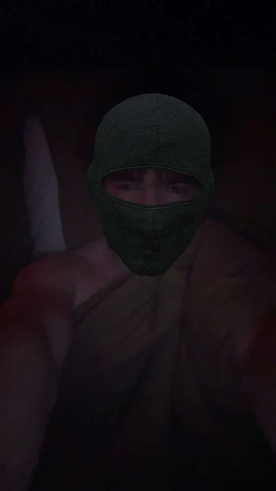 GIF nuko tarapyndan ýüklenen