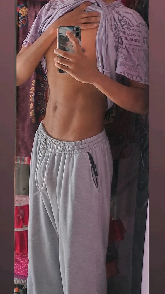 Hadharv Choudhary tomonidan yuklangan GIF