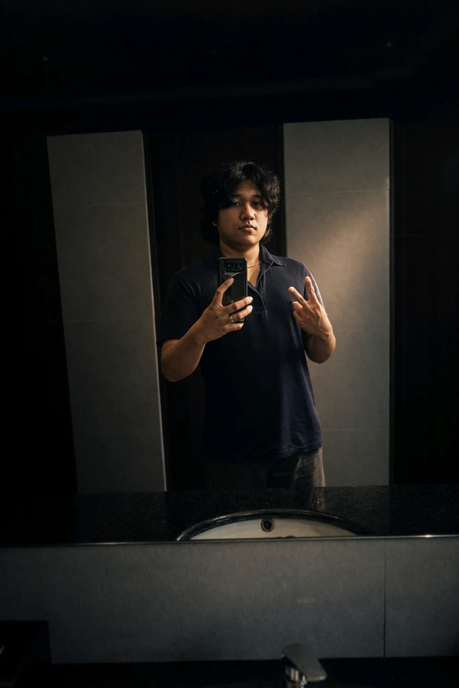 GIF uploaded by Jev