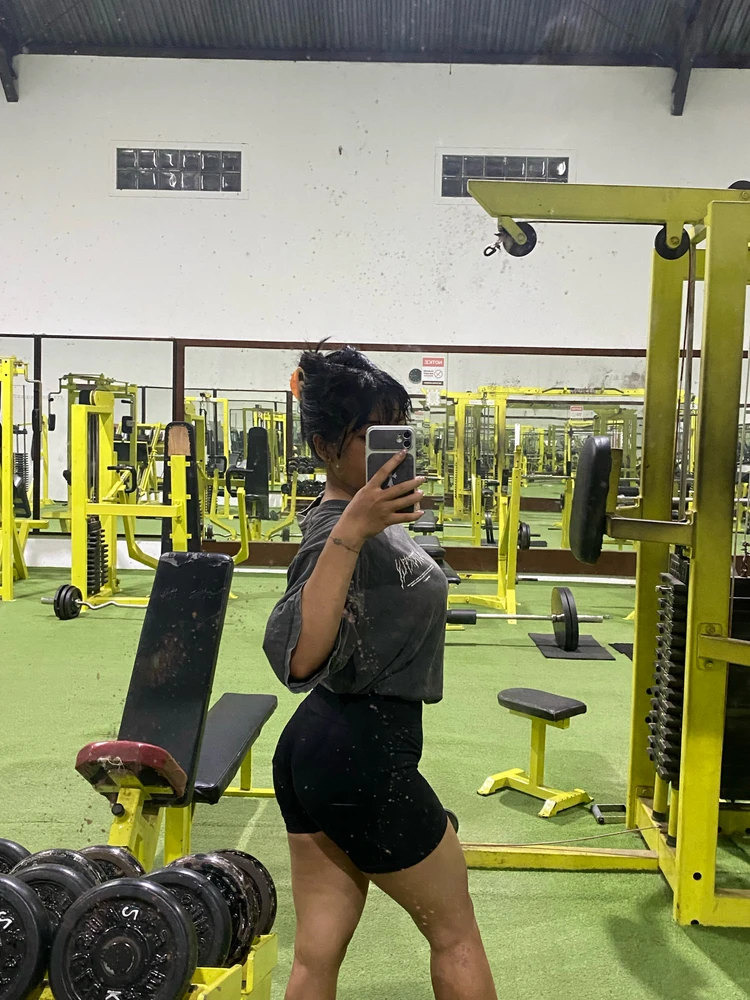 GIF e kentsoeng ke Novkillaaa