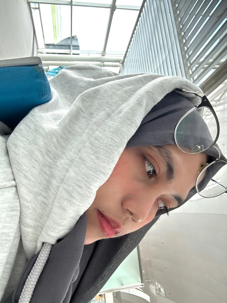 GIF tí Jelli gbé sókè