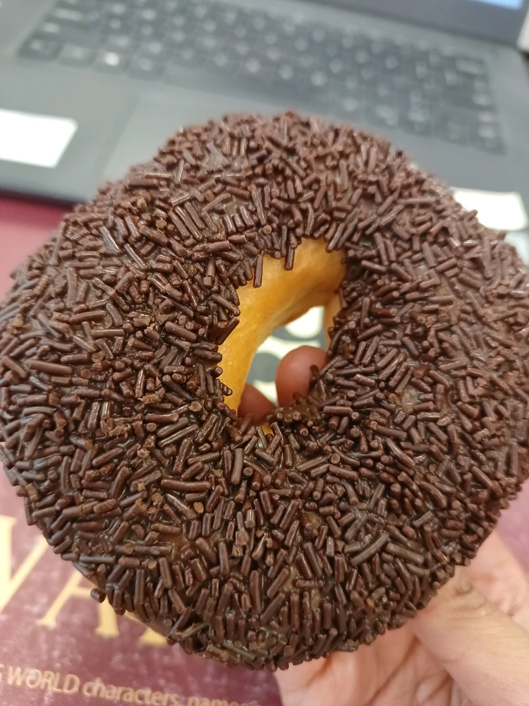 GIF nahrál Anisaa