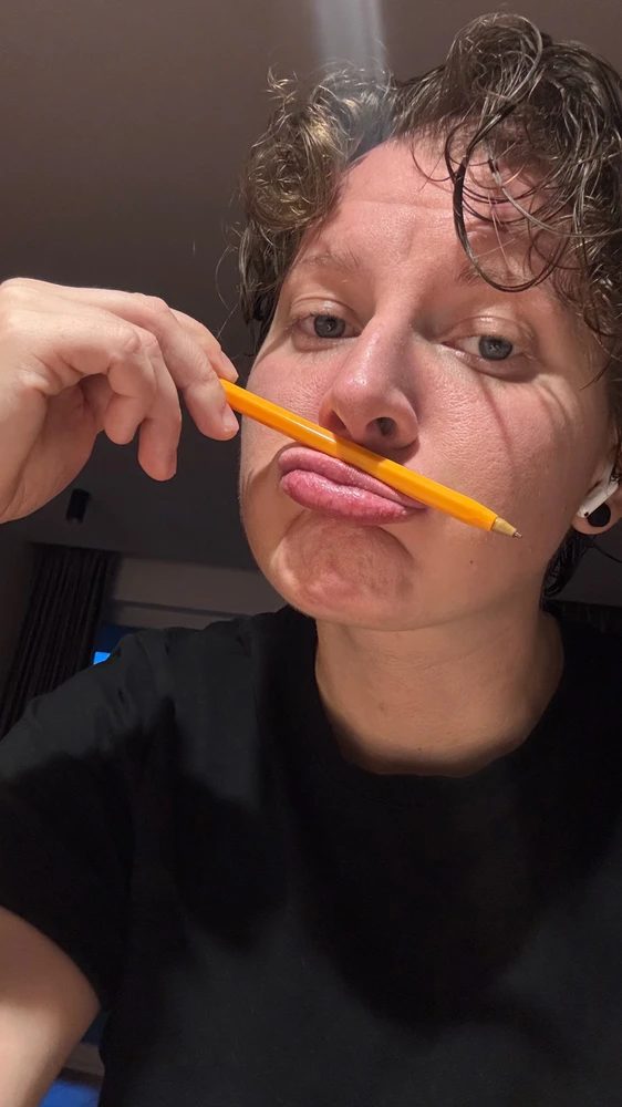 GIF otpremio/la Daria