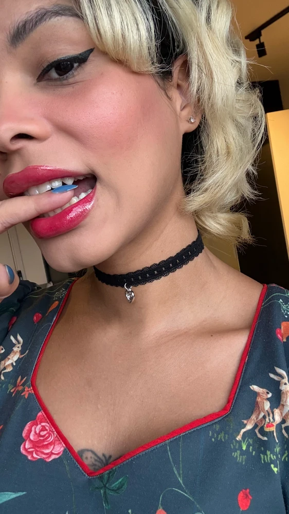 GIF nahrál Alice