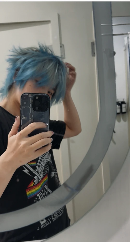 GIF uploaded by Ashton