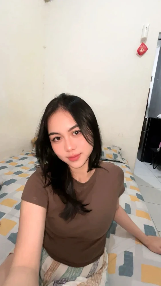 GIF diunggah ku chocolate