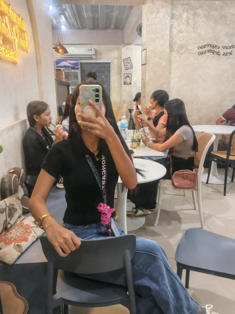 Jelaica نے GIF اپ لوڈ کی