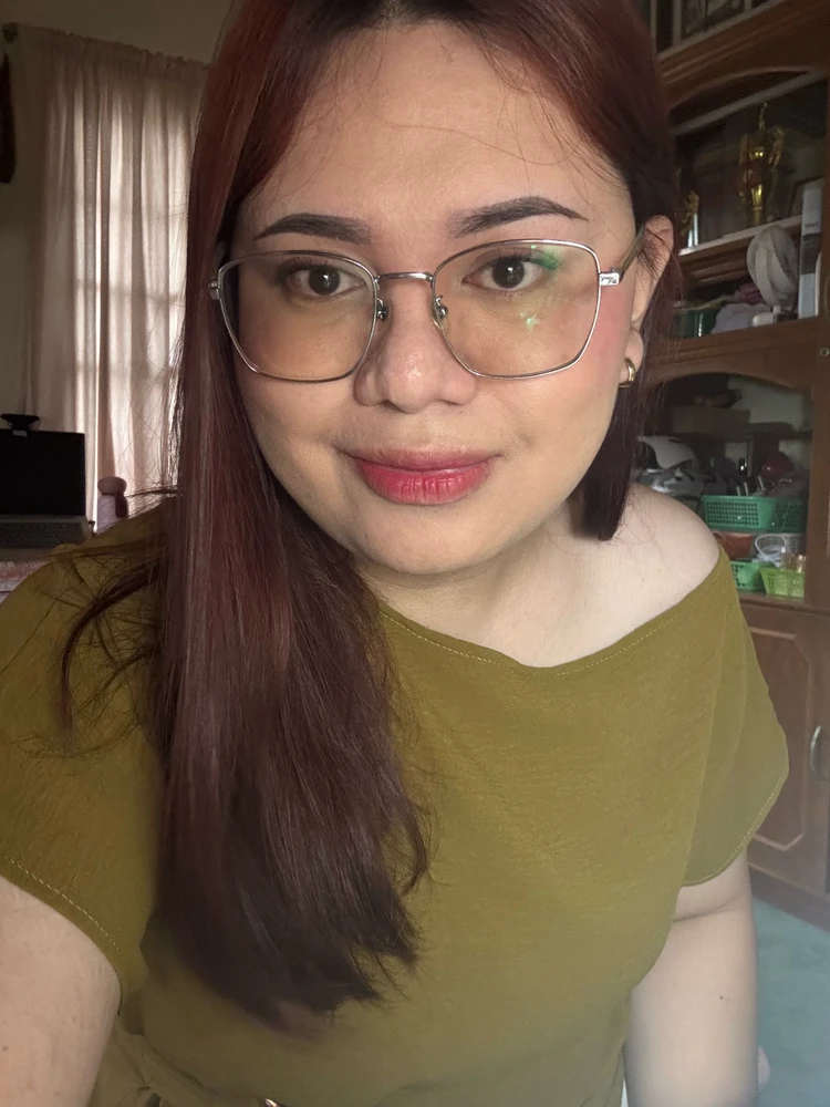 I-upload ni Rovi ang larawan