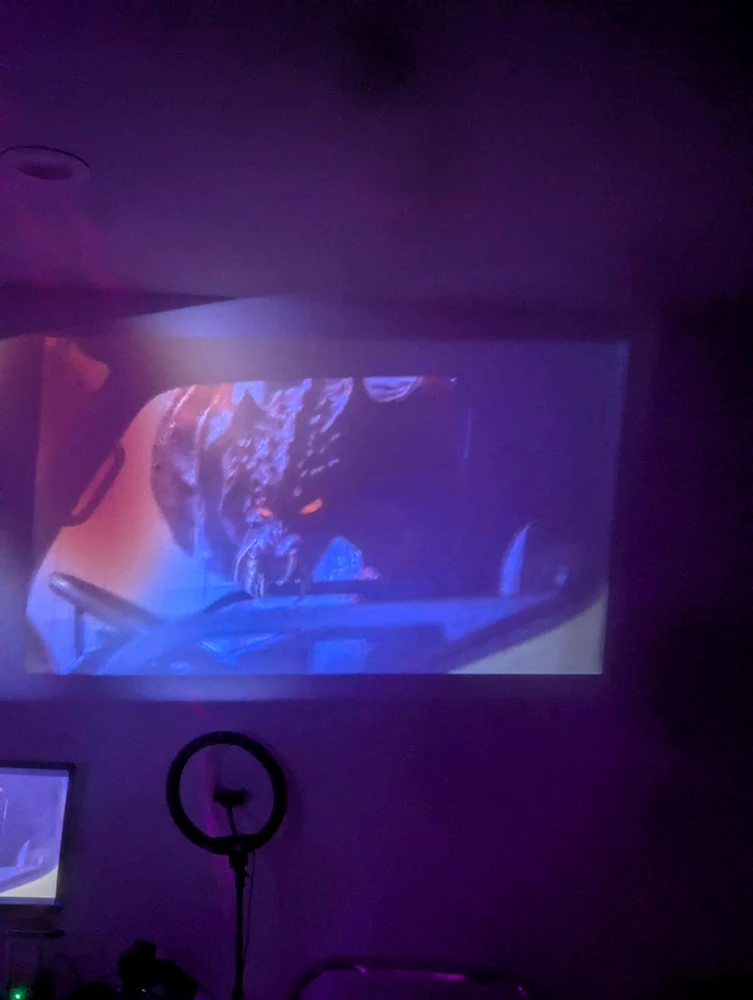 GIF nahral Anita