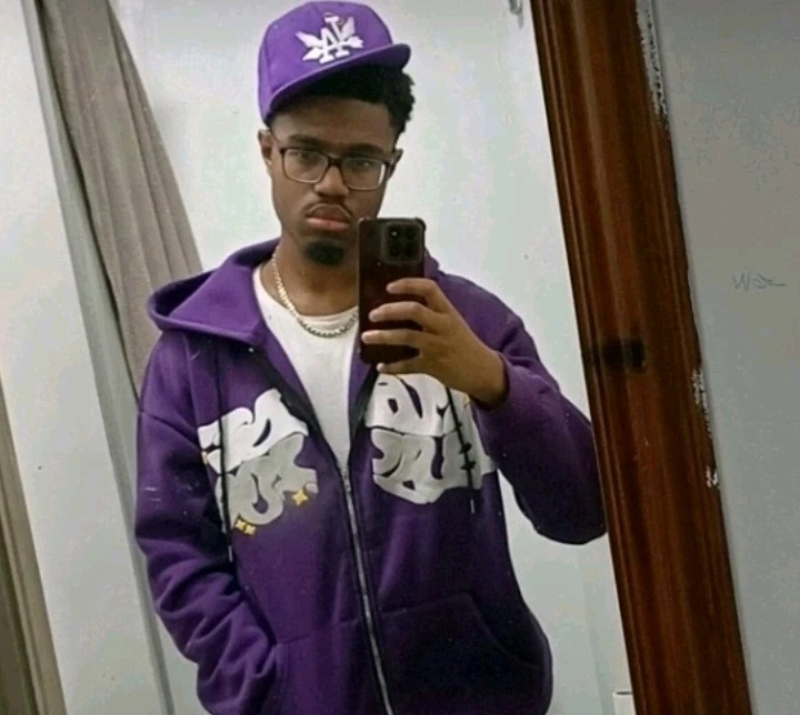GIF uploaded by Arinze