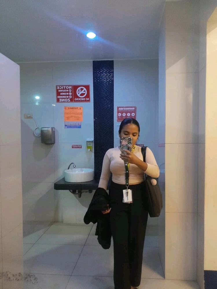 GIF uploaded by Johnylyn
