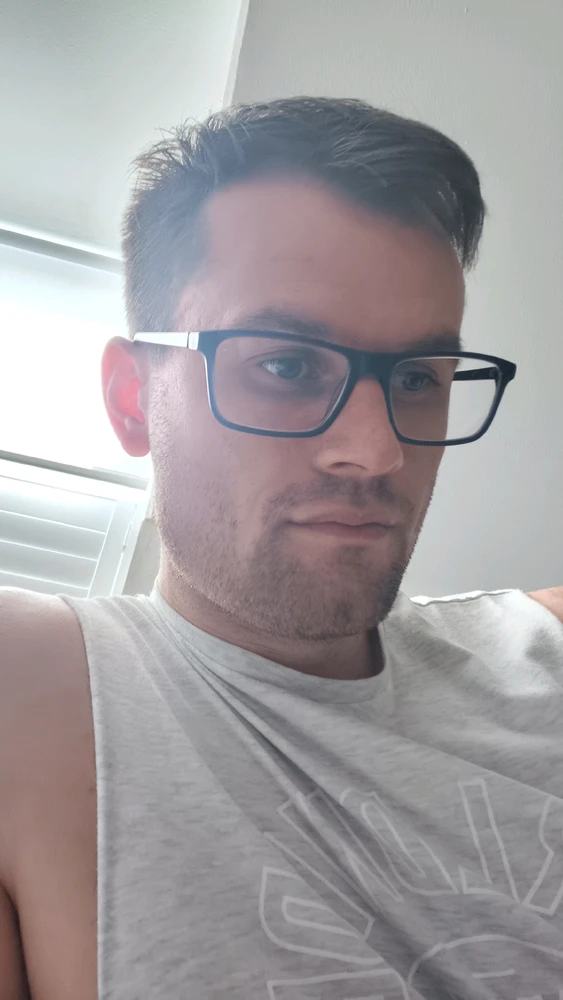 Aaron上传的GIF