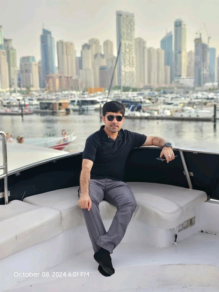 GIF качен от Asif Khan