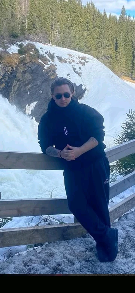 Kristoffer 上傳的 GIF