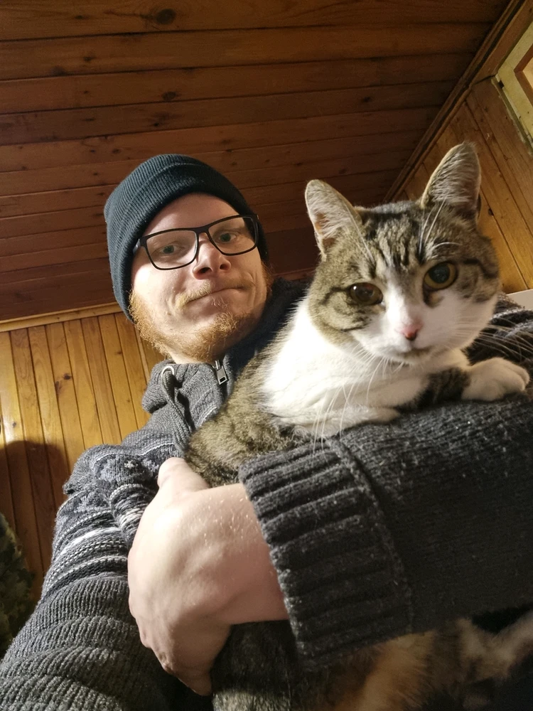 Andrew erabiltzaileak igotako GIFa