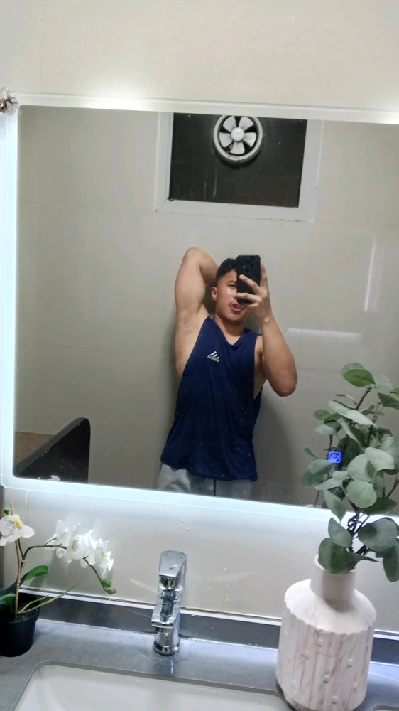 I-upload ni James ang larawan