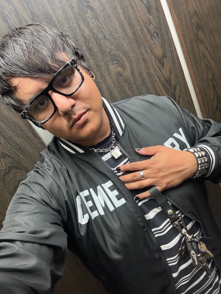 Davis 上傳的 GIF