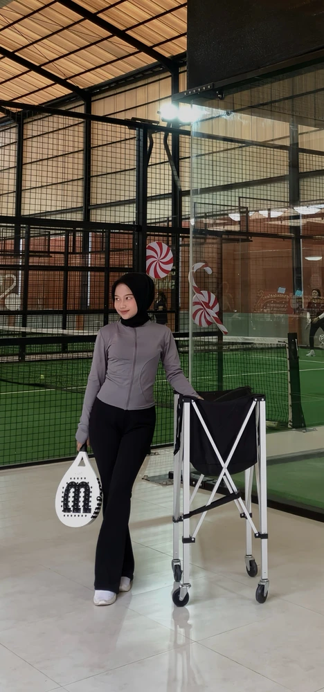 GIF uploaded by Hana