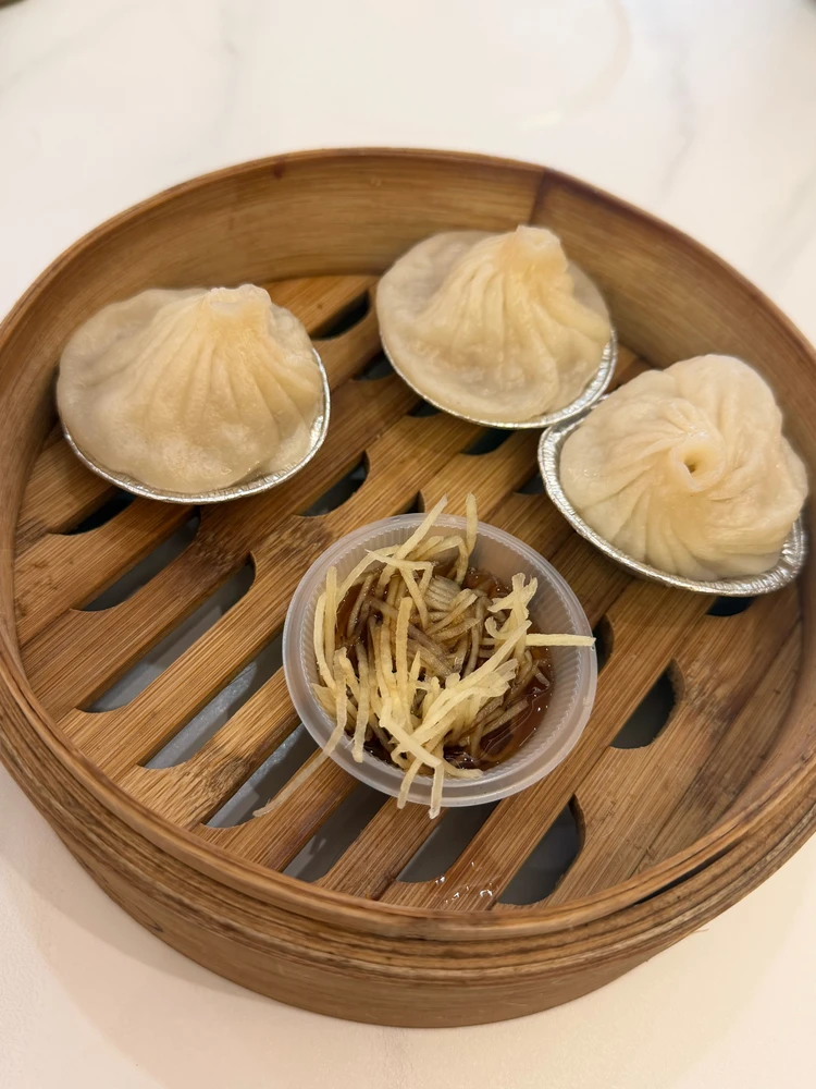 由Sara上传的图片