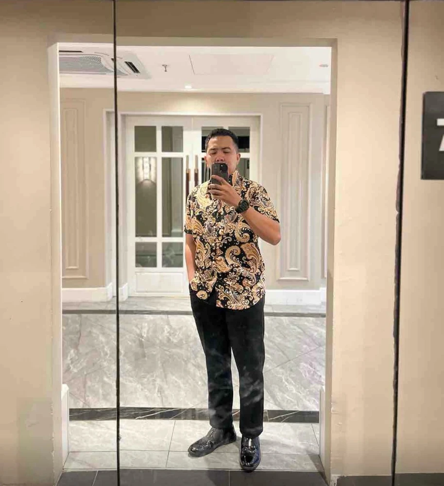 GIF uploaded by izz
