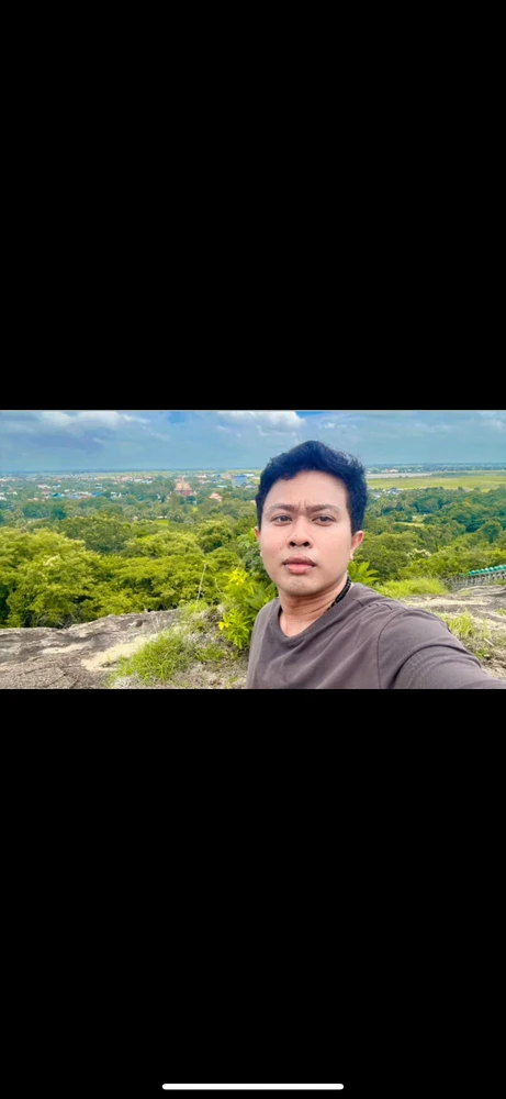 GIF uploaded by DyDy