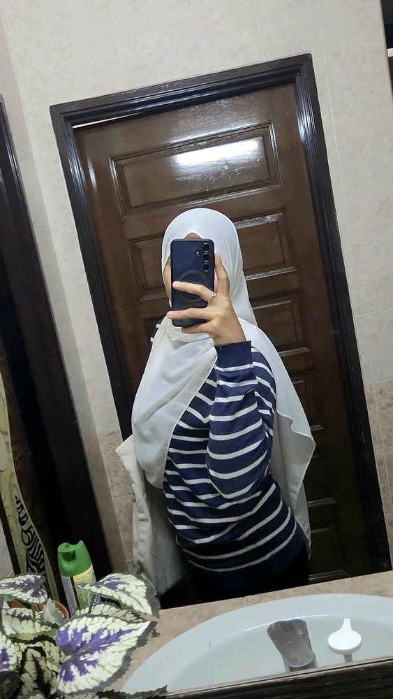 Queena nia 上傳的 GIF