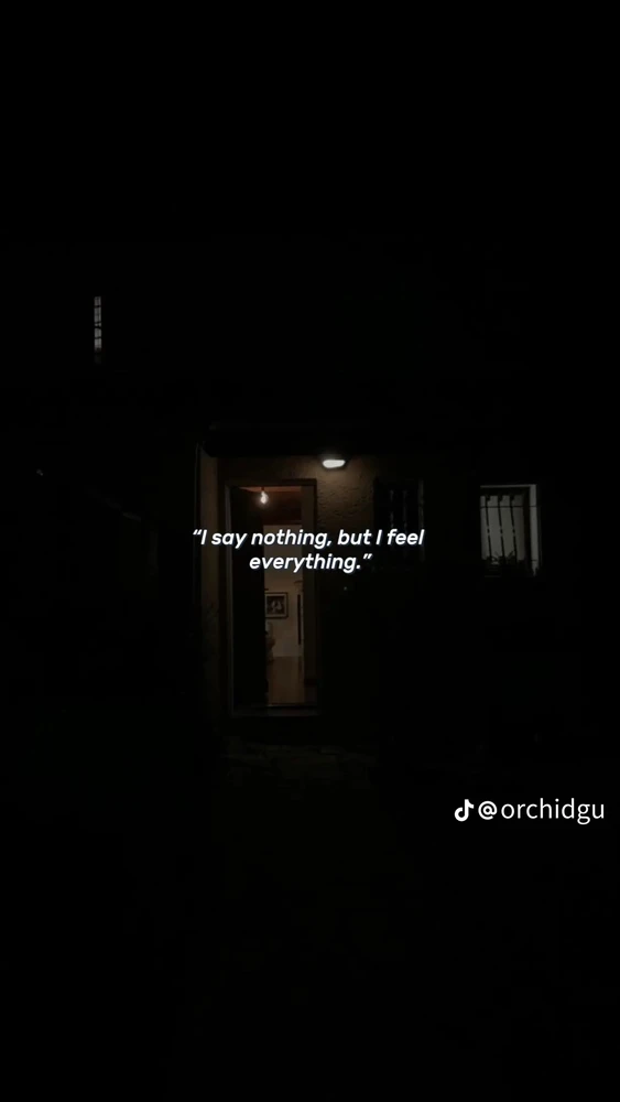 Risa байршуулсан GIF