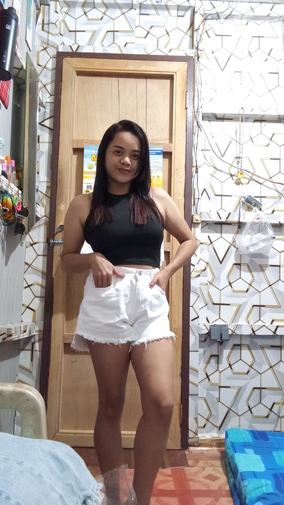 GIF uploaded by Jovelyn
