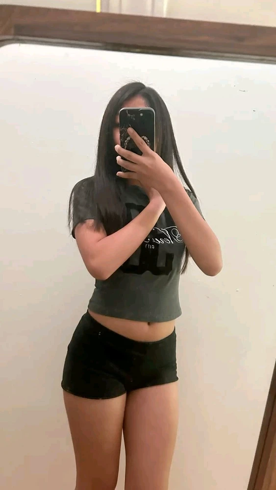 GIF yakaiswa naEyn
